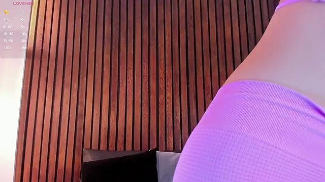 Jennmiiller  online show from March 2025 11:51:01 AM