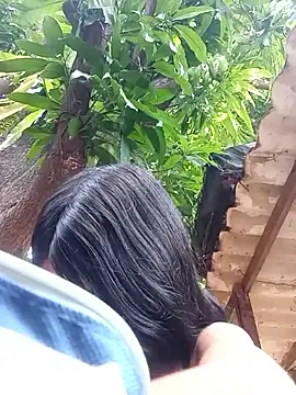 Julix A online show from December 2024 07:49:02 PM