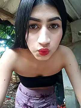 Julix A online show from January 2025 04:48:01 PM