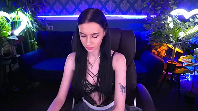 Snow WhiteeeX online show from January 2025 05:07:02 PM