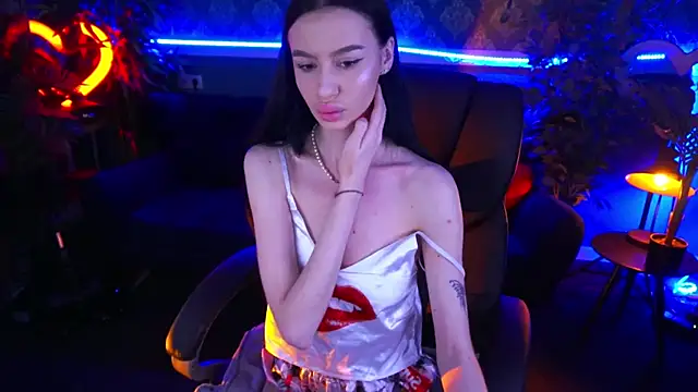 Snow WhiteeeX online show from February 2025 06:46:02 AM