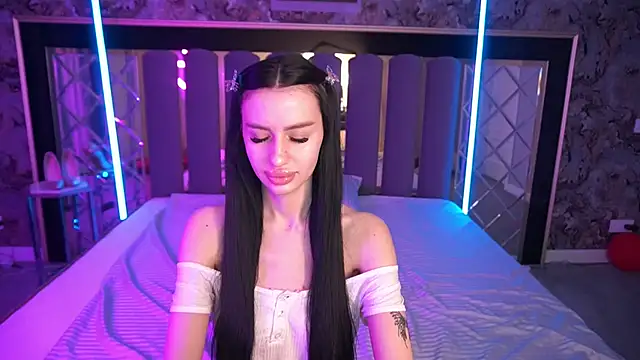 Snapshot of Snow_WhiteeeX chatting on March 2026 06:41:02 AM Snow WhiteeeX online show from March 2026 06:41:02 AM