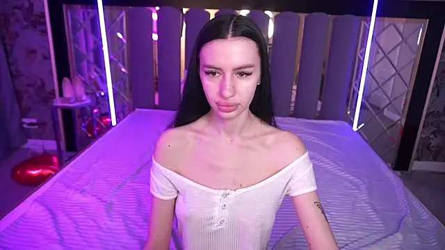 Snapshot of Snow_WhiteeeX chatting on March 2026 06:41:01 AM Snow WhiteeeX online show from March 2026 06:41:01 AM