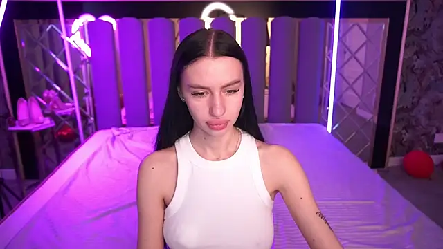 Snapshot of Snow_WhiteeeX chatting on March 2026 05:41:02 AM Snow WhiteeeX online show from March 2026 05:41:02 AM