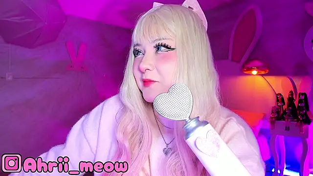 AHRI LEE online show from September 2025 04:14:02 AM