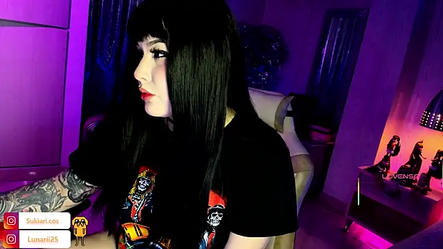 AHRI LEE online show from December 2025 10:06:02 PM