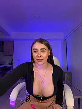 Lanataylor- online show from September 2025 11:53:02 PM