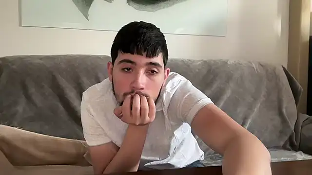 Snapshot of hornycollegestudenthung chatting on February 2025 07:05:02 PM hornycollegestudenthung online show from February 2025 07:05:02 PM