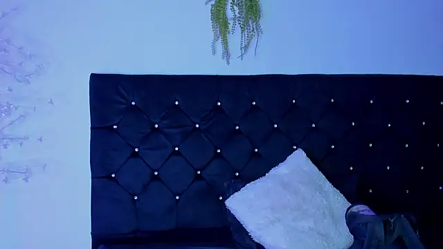 Natasha by online show from March 2025 03:53:02 PM