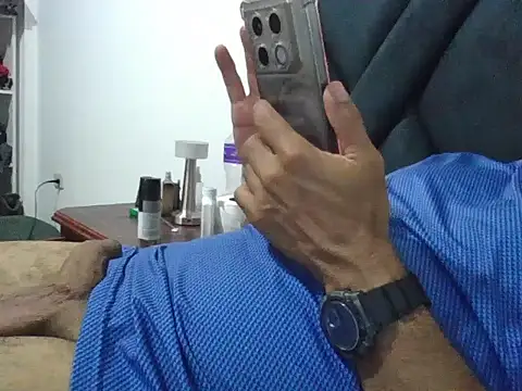 Snapshot of exmilitary chatting on April 2026 04:01:01 AM exmilitary online show from April 2026 04:01:01 AM