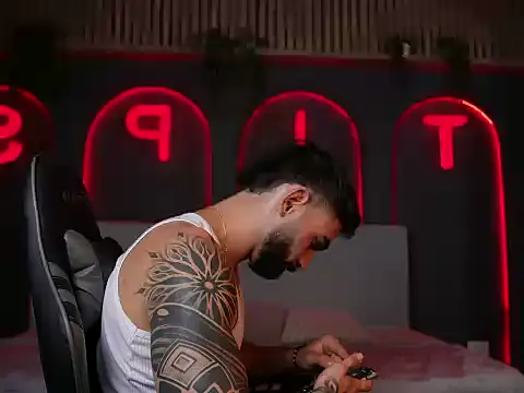 Austin bolt online show from November 2025 03:49:01 AM