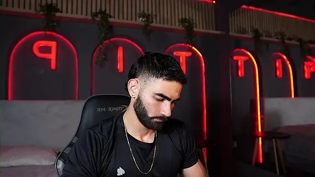 Austin bolt online show from February 2026 01:10:02 AM