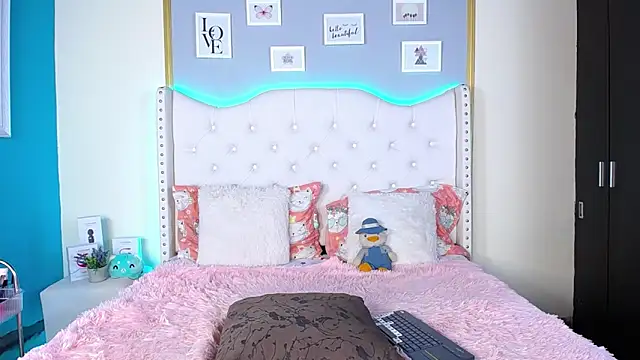 dante ferraraa online show from December 2024 04:20:02 AM