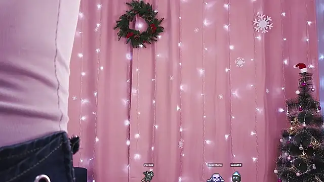 Snapshot of KimWilli chatting on December 2024 10:23:01 PM KimWilli online show from December 2024 10:23:01 PM