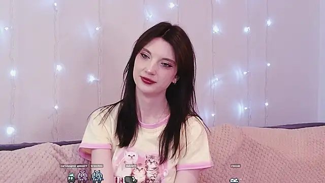 Snapshot of KimWilli chatting on January 2025 10:12:01 PM KimWilli online show from January 2025 10:12:01 PM