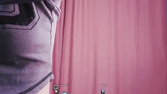 Snapshot of KimWilli chatting on January 2025 07:21:01 PM KimWilli online show from January 2025 07:21:01 PM