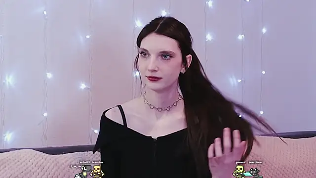 Snapshot of KimWilli chatting on January 2025 10:16:02 PM KimWilli online show from January 2025 10:16:02 PM