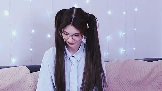 Snapshot of KimWilli chatting on January 2025 04:55:02 PM KimWilli online show from January 2025 04:55:02 PM