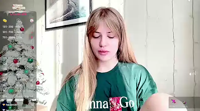 Snapshot of PureAlisMiracle chatting on December 2024 11:06:02 AM PureAlisMiracle online show from December 2024 11:06:02 AM