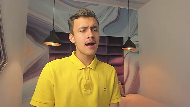 Snapshot of Desmon_Clark chatting on January 2025 06:14:01 AM Desmon Clark online show from January 2025 06:14:01 AM