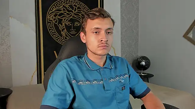 Snapshot of Desmon_Clark chatting on January 2025 06:03:01 AM Desmon Clark online show from January 2025 06:03:01 AM