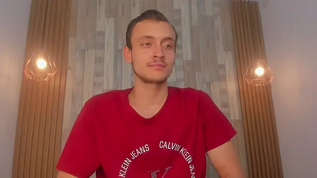 Snapshot of Desmon_Clark chatting on January 2025 04:27:01 AM Desmon Clark online show from January 2025 04:27:01 AM