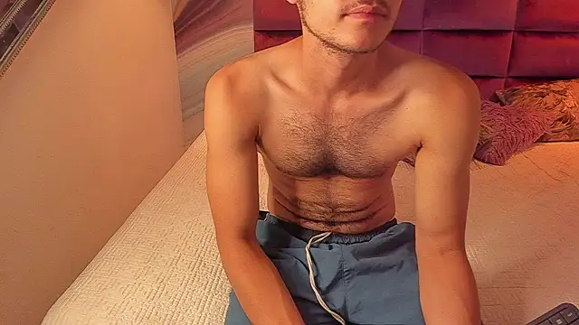 Snapshot of Desmon_Clark chatting on February 2025 10:00:01 AM Desmon Clark online show from February 2025 10:00:01 AM