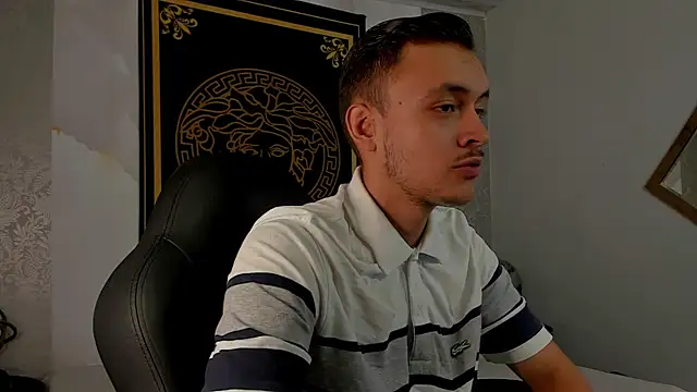 Snapshot of Desmon_Clark chatting on March 2025 07:45:02 PM Desmon Clark online show from March 2025 07:45:02 PM