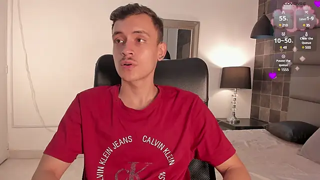 Snapshot of Desmon_Clark chatting on March 2025 10:28:02 PM Desmon Clark online show from March 2025 10:28:02 PM