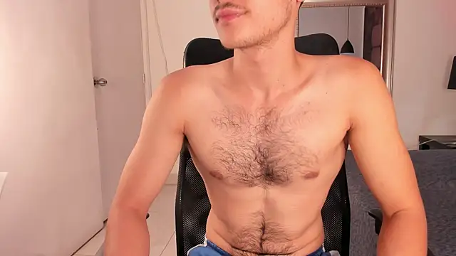 Snapshot of Desmon_Clark chatting on March 2025 11:56:02 PM Desmon Clark online show from March 2025 11:56:02 PM