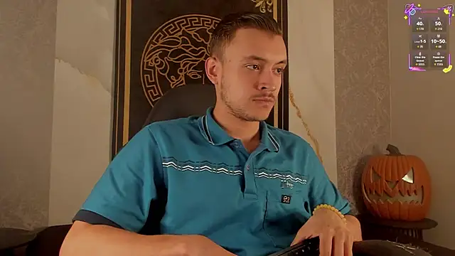 Snapshot of Desmon_Clark chatting on October 2025 10:41:01 PM Desmon Clark online show from October 2025 10:41:01 PM