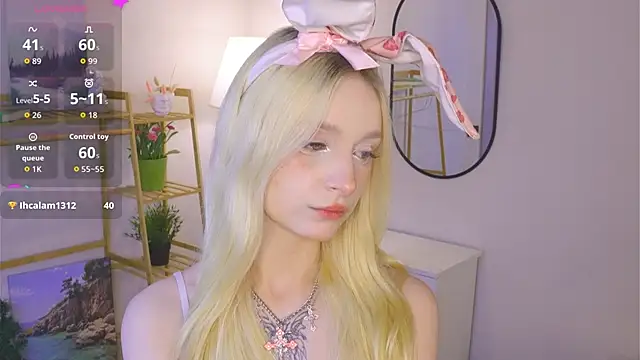 Snapshot of Naughty__Couplles chatting on February 2026 03:13:02 AM Naughty Couplles online show from February 2026 03:13:02 AM