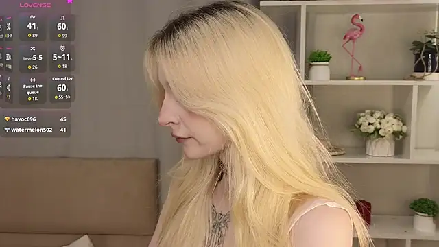 Snapshot of Naughty__Couplles chatting on February 2026 03:27:01 AM Naughty Couplles online show from February 2026 03:27:01 AM