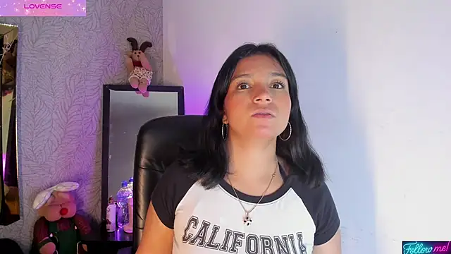 Snapshot of Candys_victoria chatting on February 2026 03:26:01 AM Candys victoria online show from February 2026 03:26:01 AM