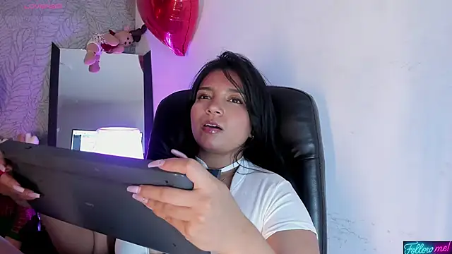 Snapshot of Candys_victoria chatting on March 2026 02:04:02 AM Candys victoria online show from March 2026 02:04:02 AM