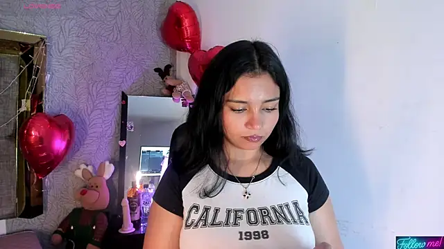 Snapshot of Candys_victoria chatting on March 2026 04:29:02 AM Candys victoria online show from March 2026 04:29:02 AM