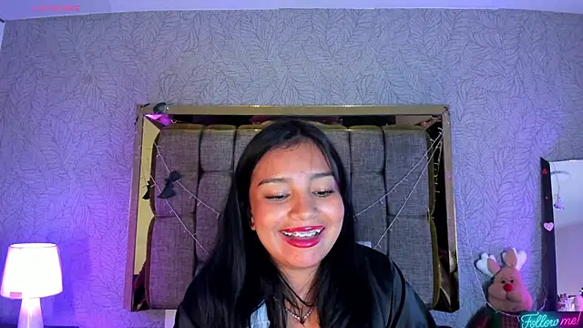 Snapshot of Candys_victoria chatting on April 2026 06:19:01 AM Candys victoria online show from April 2026 06:19:01 AM