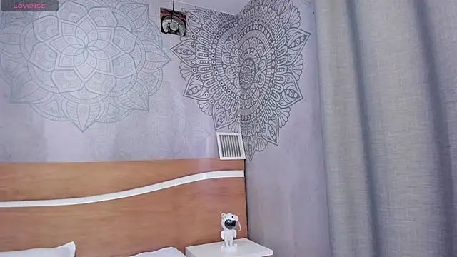 Sensual Sophie  online show from February 2025 01:09:02 PM