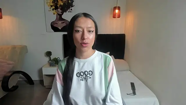 Scarlett  bell online show from January 2025 12:09:02 PM