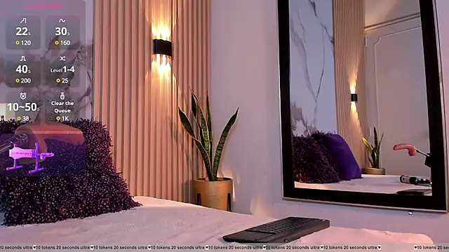 Snapshot of valentina_lux chatting on February 2025 03:12:01 AM valentina lux online show from February 2025 03:12:01 AM