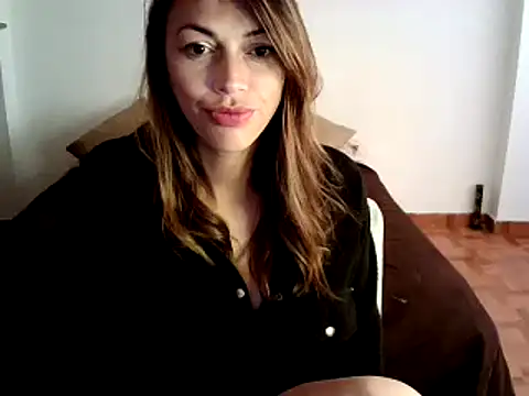 Snapshot of Hanna_Charming chatting on December 2024 08:08:01 PM Hanna Charming online show from December 2024 08:08:01 PM