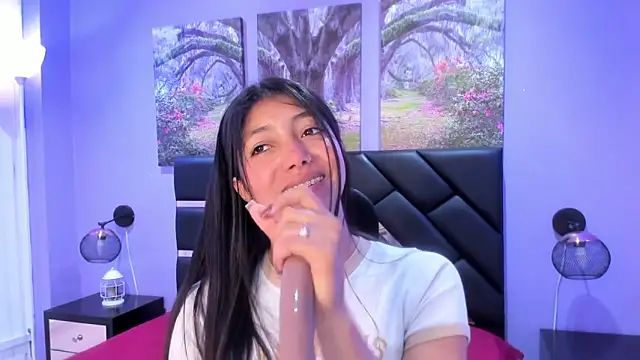 KimberlyVillaLobos online show from November 2025 11:36:02 AM