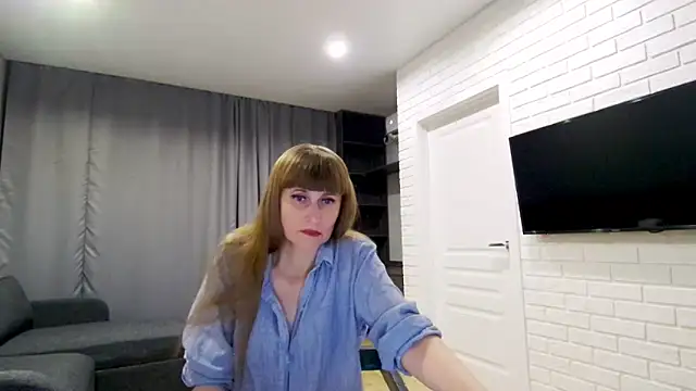 Daniella Lorente online show from October 2025 09:37:02 PM