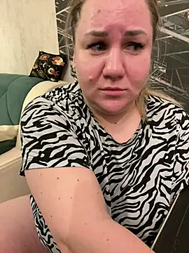 Snapshot of Anna_Curvy chatting on March 2025 02:55:02 PM Anna Curvy online show from March 2025 02:55:02 PM