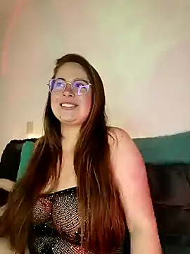 soofy   online show from March 2025 06:05:01 AM