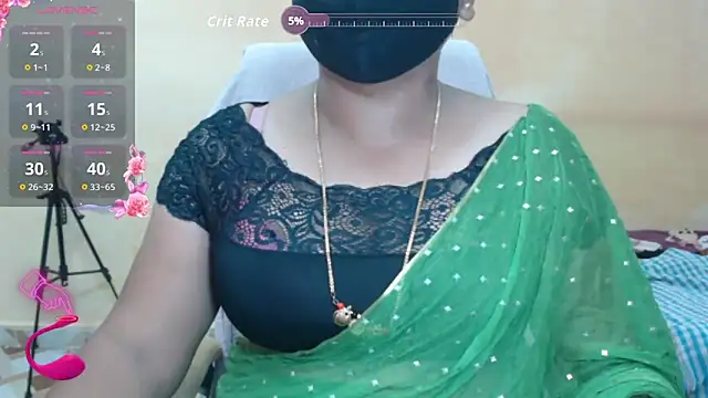 Snapshot of Queen_sakshi chatting on September 2025 06:02:01 AM Queen sakshi online show from September 2025 06:02:01 AM