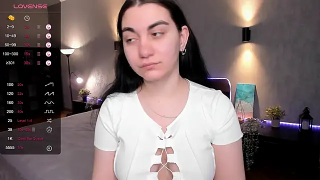 Snapshot of hannacheekss_ chatting on March 2025 02:25:02 AM hannacheekss online show from March 2025 02:25:02 AM