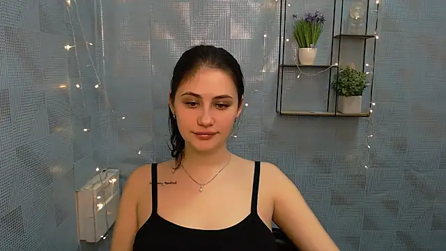 AliceSexyyy  online show from January 2025 05:18:01 PM
