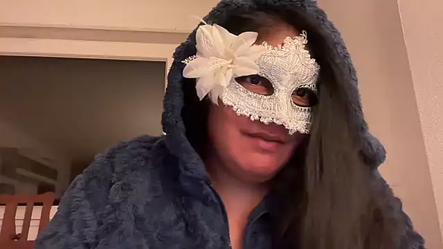 Snapshot of MashaCL chatting on October 2025 05:35:02 PM MashaCL online show from October 2025 05:35:02 PM