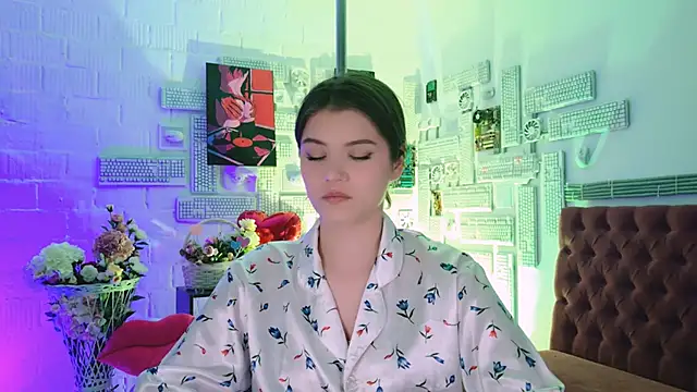 EvaThopson online show from February 2025 12:03:02 PM